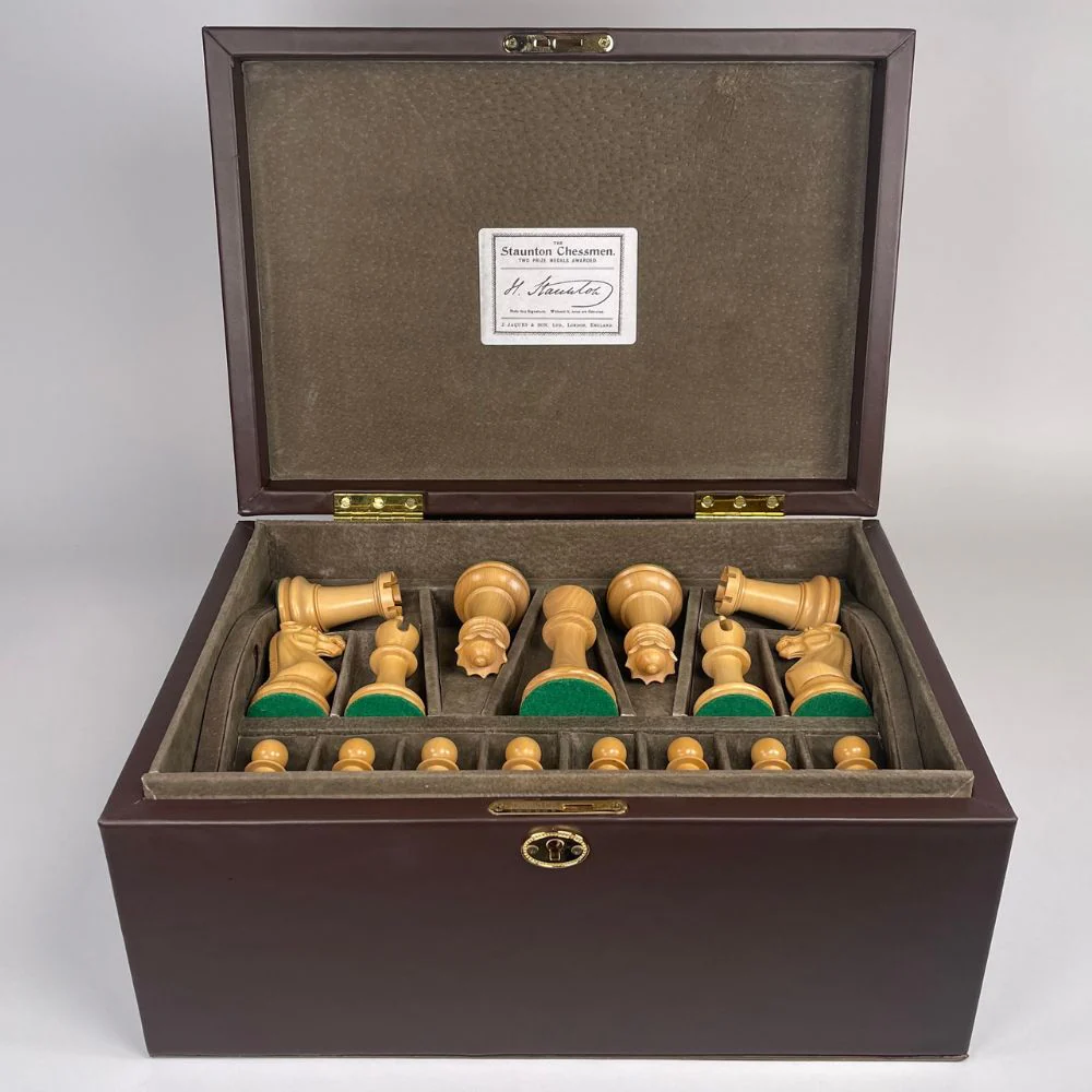 1855 Edition 4" Chess Pieces in Leather Casket - Image 5
