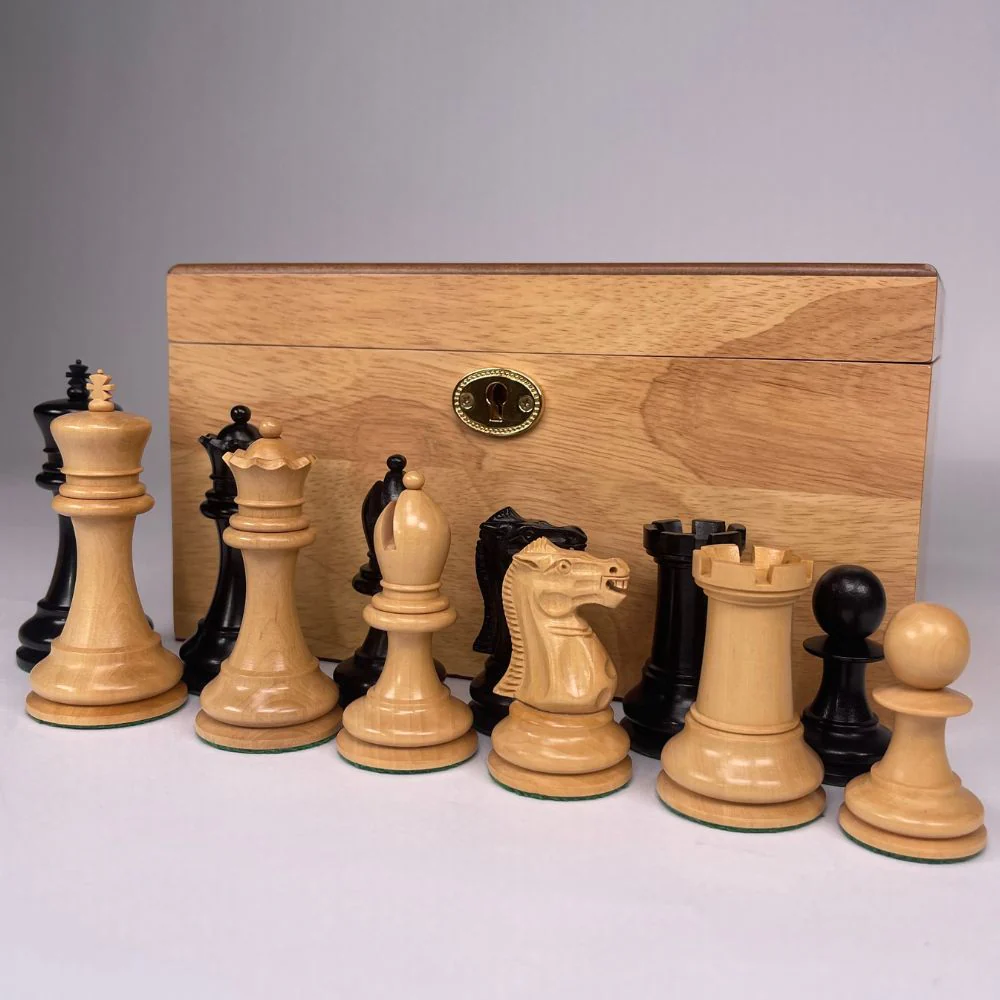 1890 Edition 3.5" Chess Pieces in Oak Box - Image 5