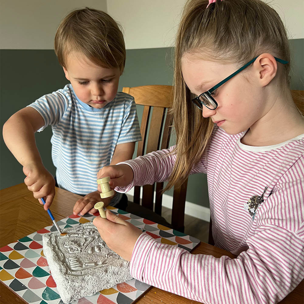 Dinosaur Digging Toy - Excavation Kit For Kids - Image 6