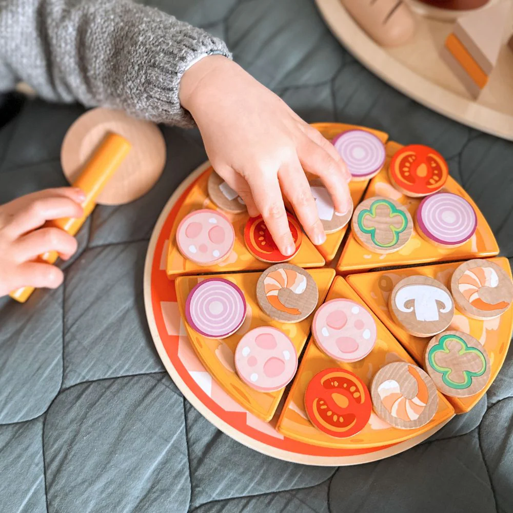 Wooden Pizza Toy - Pretend Play Food - Image 5